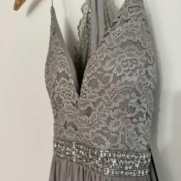 NWT Macy’s Emerald Sundae Gray maxi dress size Small, V neckline, front slit - Picture 4 of 15